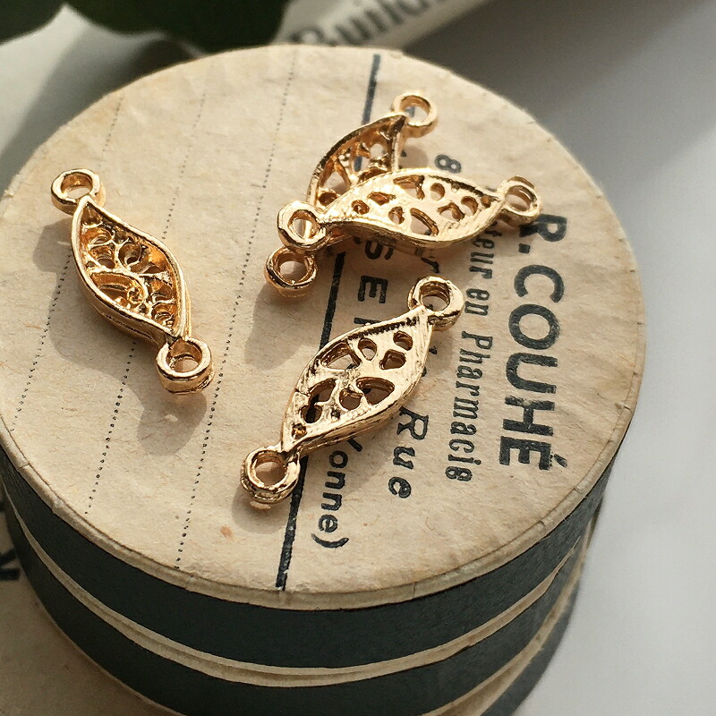 楽天市場】【10個】ひねりリーフ透かしコネクター（ゴールド・シルバー