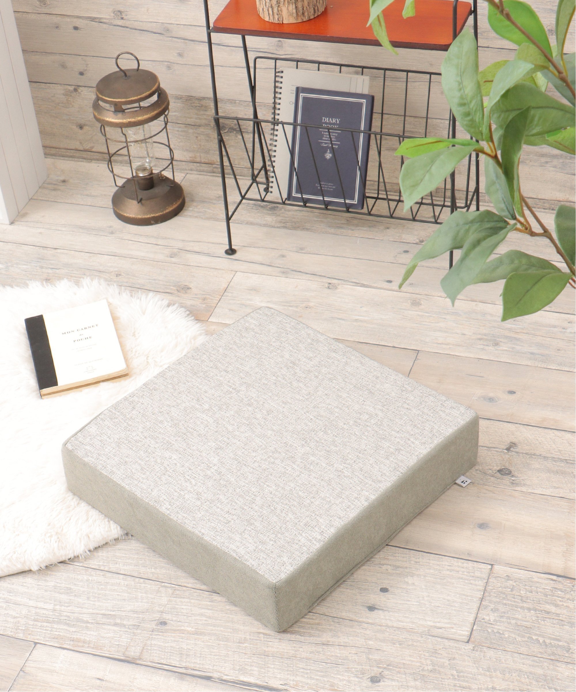 楽天市場】スクエア クッション グレーの通販