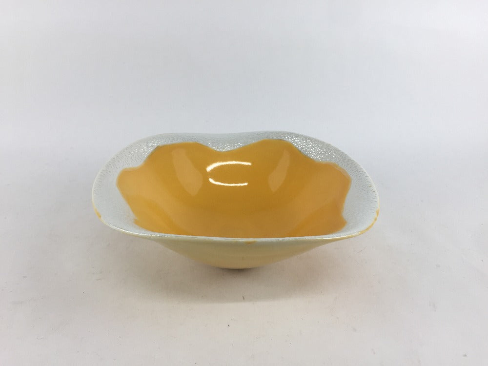 SALE】波小鉢 黄.光彩 13.5cm 有田焼【訳あり】 — 佐賀有田 ギャラリー
