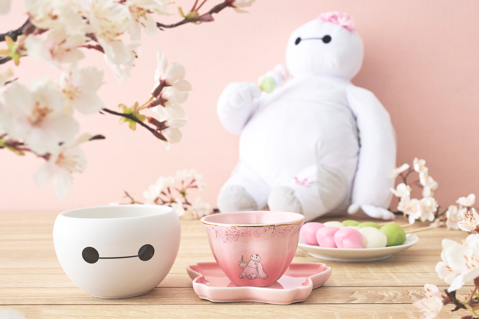 ディズニーストアで春を先取り。ベイマックス×桜で和なひとときを演出
