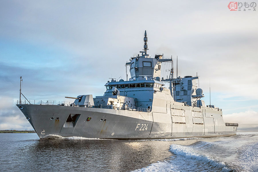 ドイツ新型フリゲート「ザクセン＝アンハルト」就役 史上初の艦名