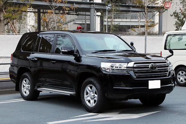 新型も導入ほぼ確実？ ランドクルーザーの特殊パトカーたち タフってい