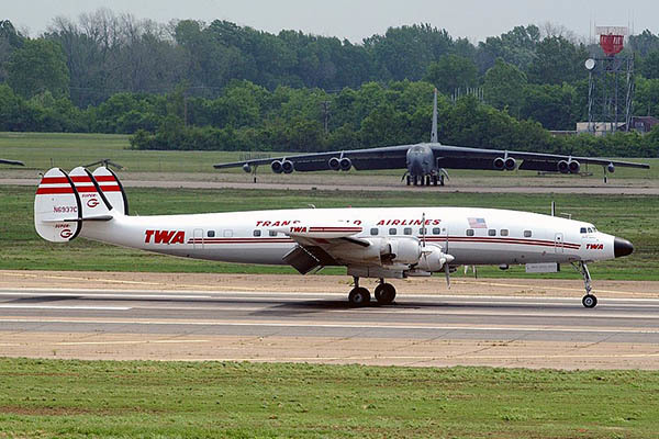 画像ギャラリー | ロッキード傑作機「コンステレーション」初飛行