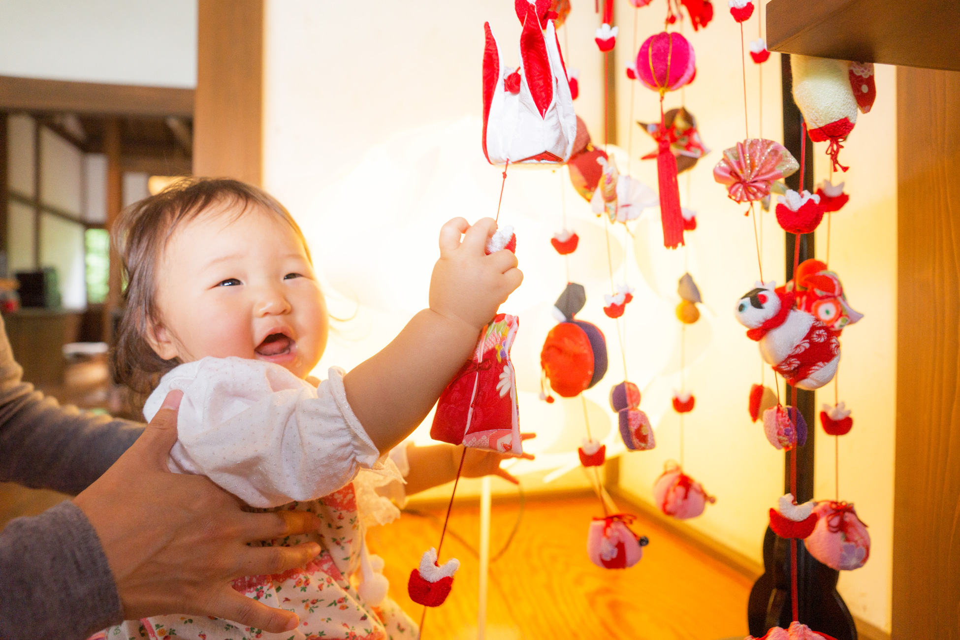 卓上型45㎝飾り台つるし雛 - つるし雛が、ひな祭りをより一層華やかに