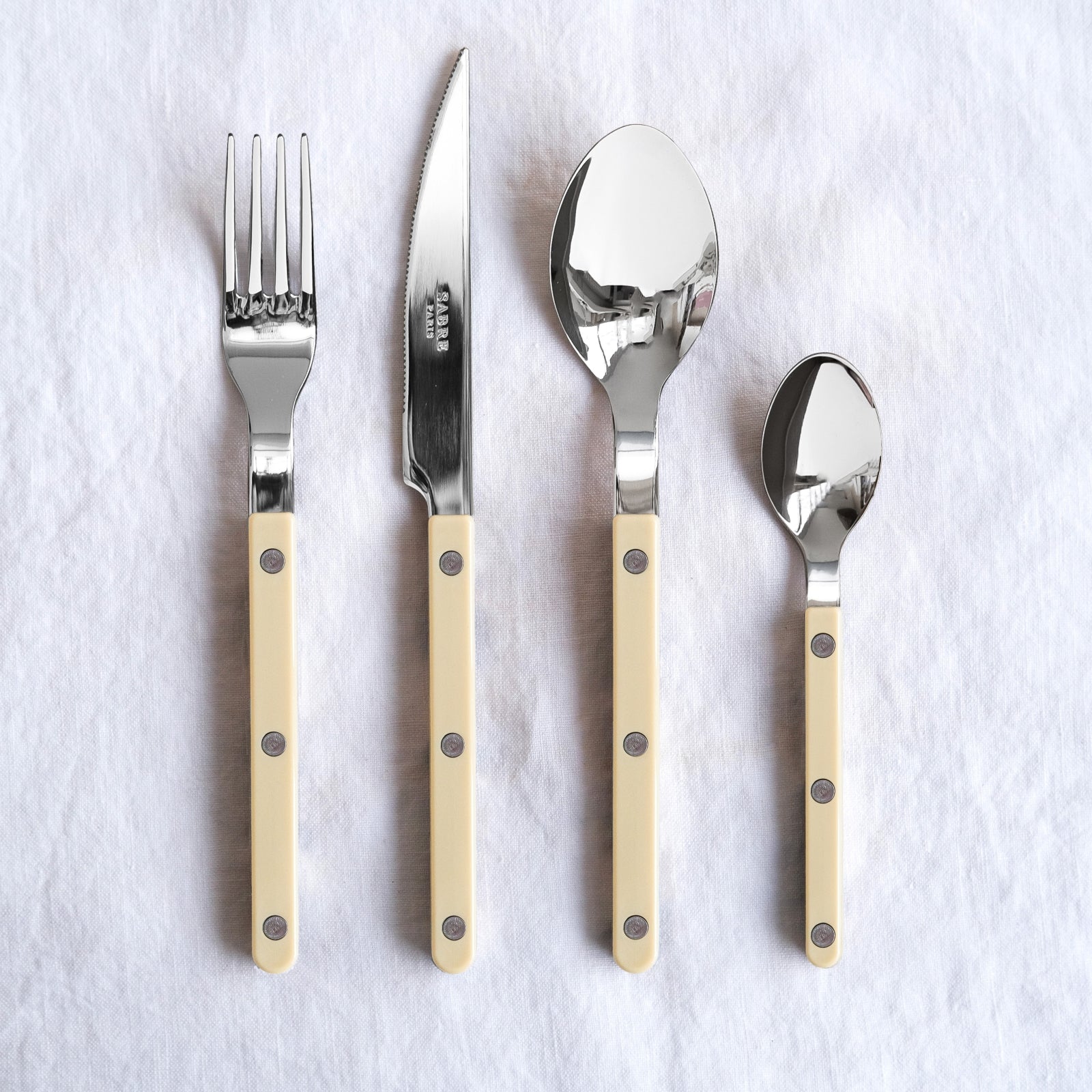 Bistrot Solid, Ivory - 5 pieces cutlery set - Sabre US