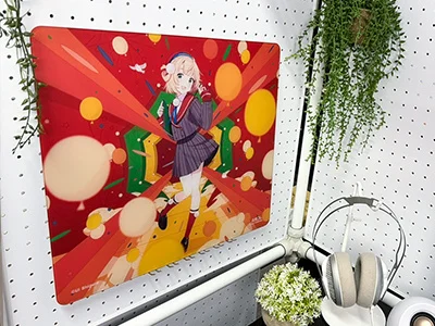 しぐれうい、活動5周年を記念した高級ガラスマウスパッド「ふもコレ