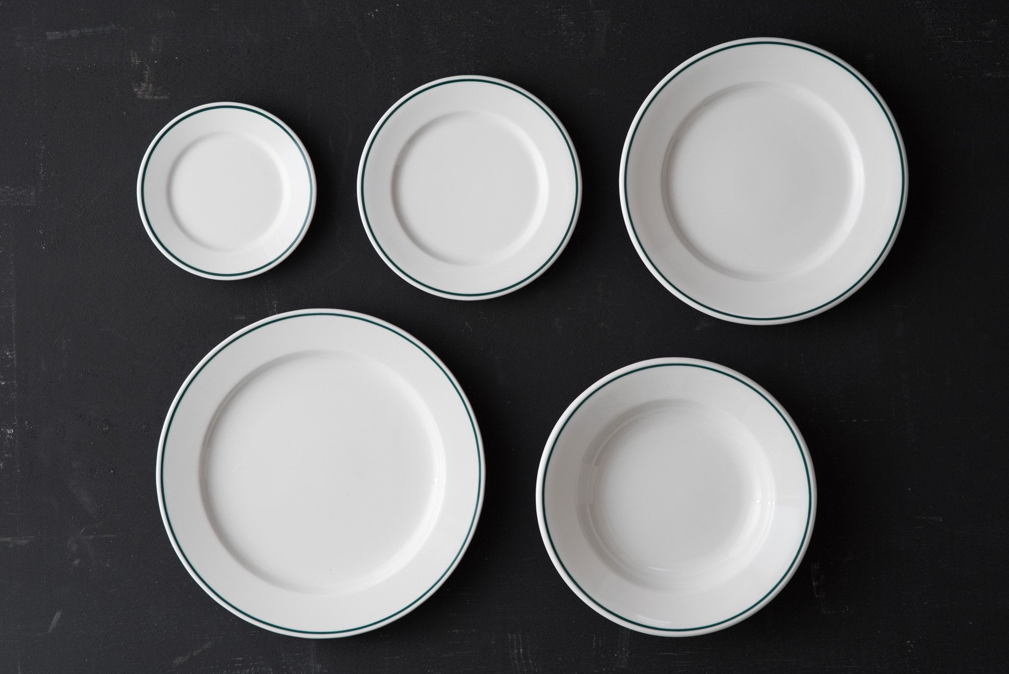 プレート(グリーンライン)｜ポルバサル イサバ