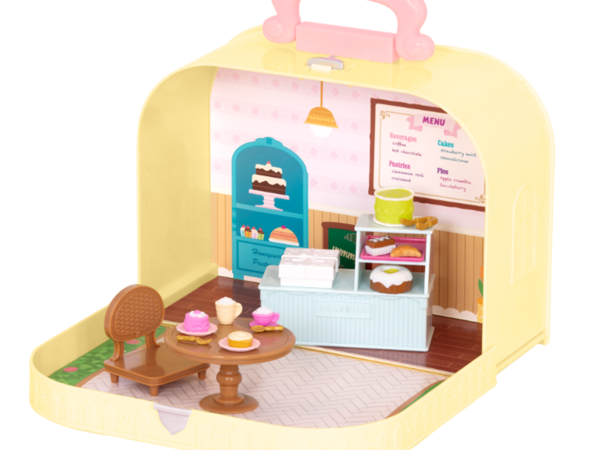 Travel Suitcase Playset | Carry Case with Accessories | Li'l Woodzeez