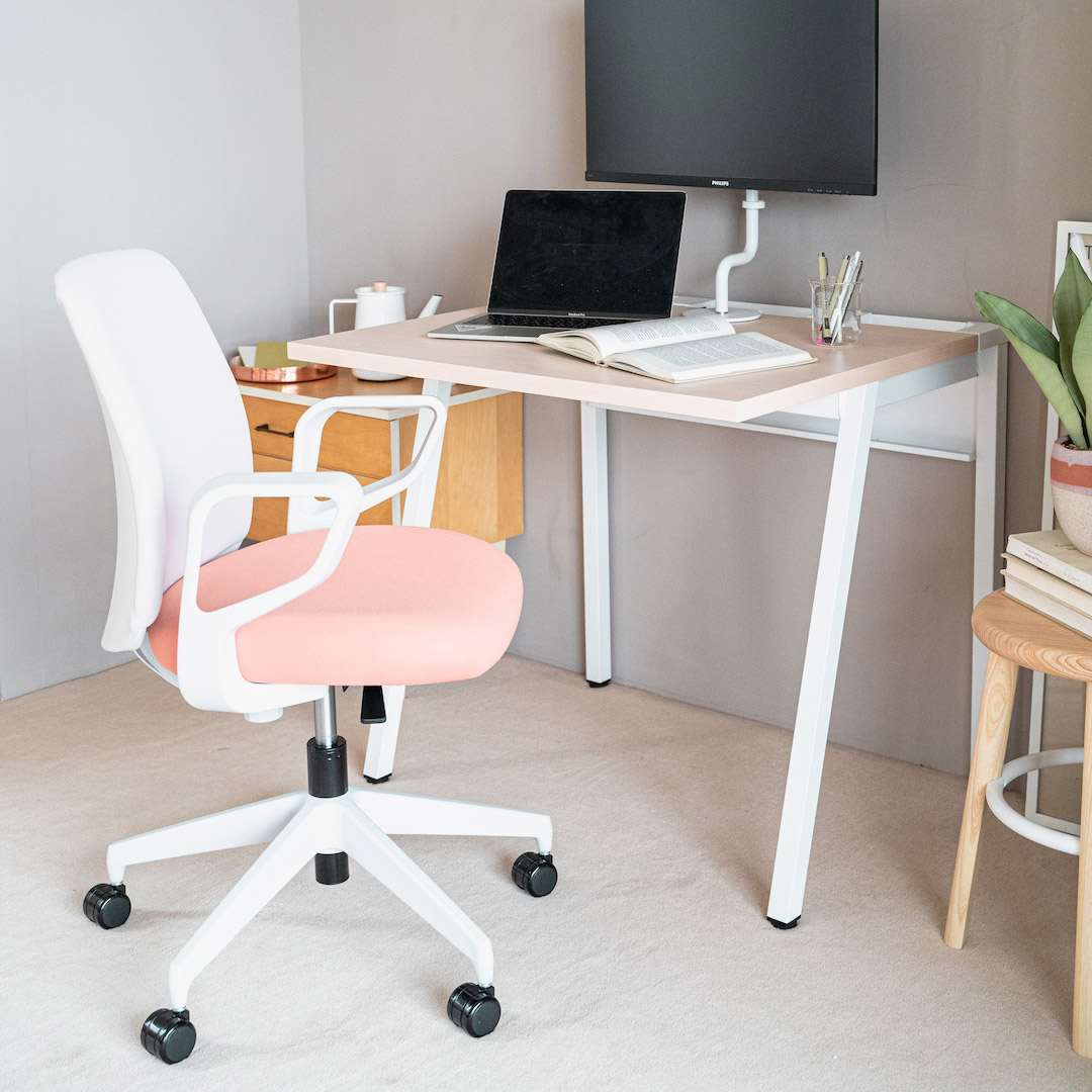 Opti オプティ／ミドルハイタイプ／ローバック／サークル肘／ブラック