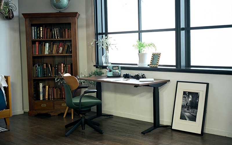 学習環境を整えよう！ 大人向け勉強机の選び方｜KOKUYO Workstyle Shop