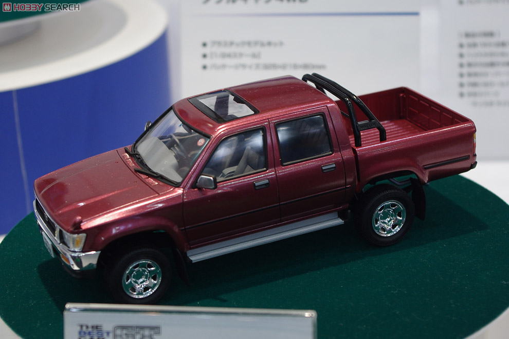 LN107 ハイラックス ピックアップ ダブルキャブ 4WD (プラモデル