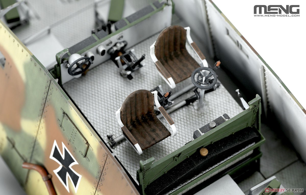 ドイツ A7V戦車(クルップ型) & エンジン(レジン製) 限定版 (プラモデル