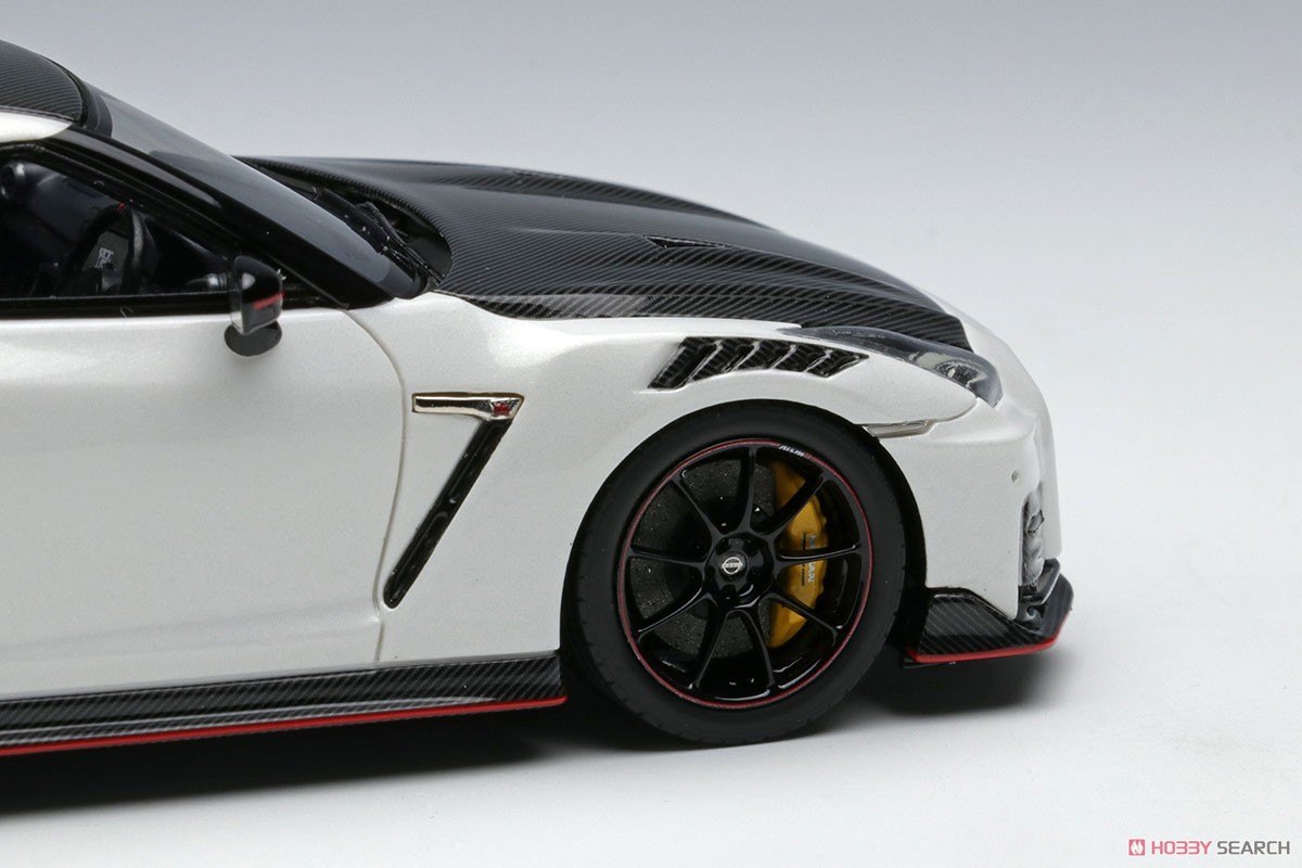 Nissan GT-R Nismo 2020 Special Edition 2022 Brilliant White Pearl