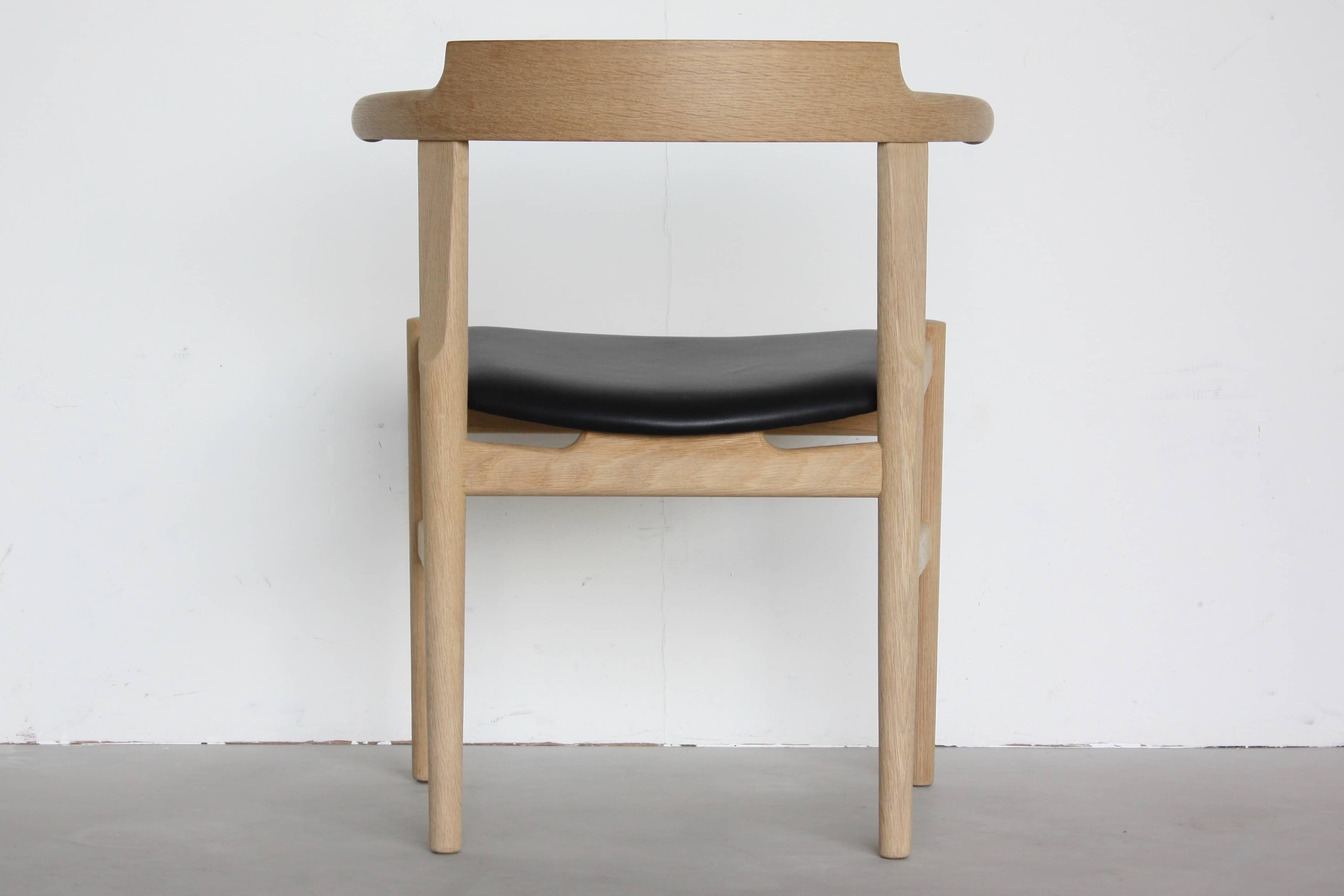 送料無料】【国内在庫仕様】PP Mobler PP58 ハンズ J. ウェグナー - ー