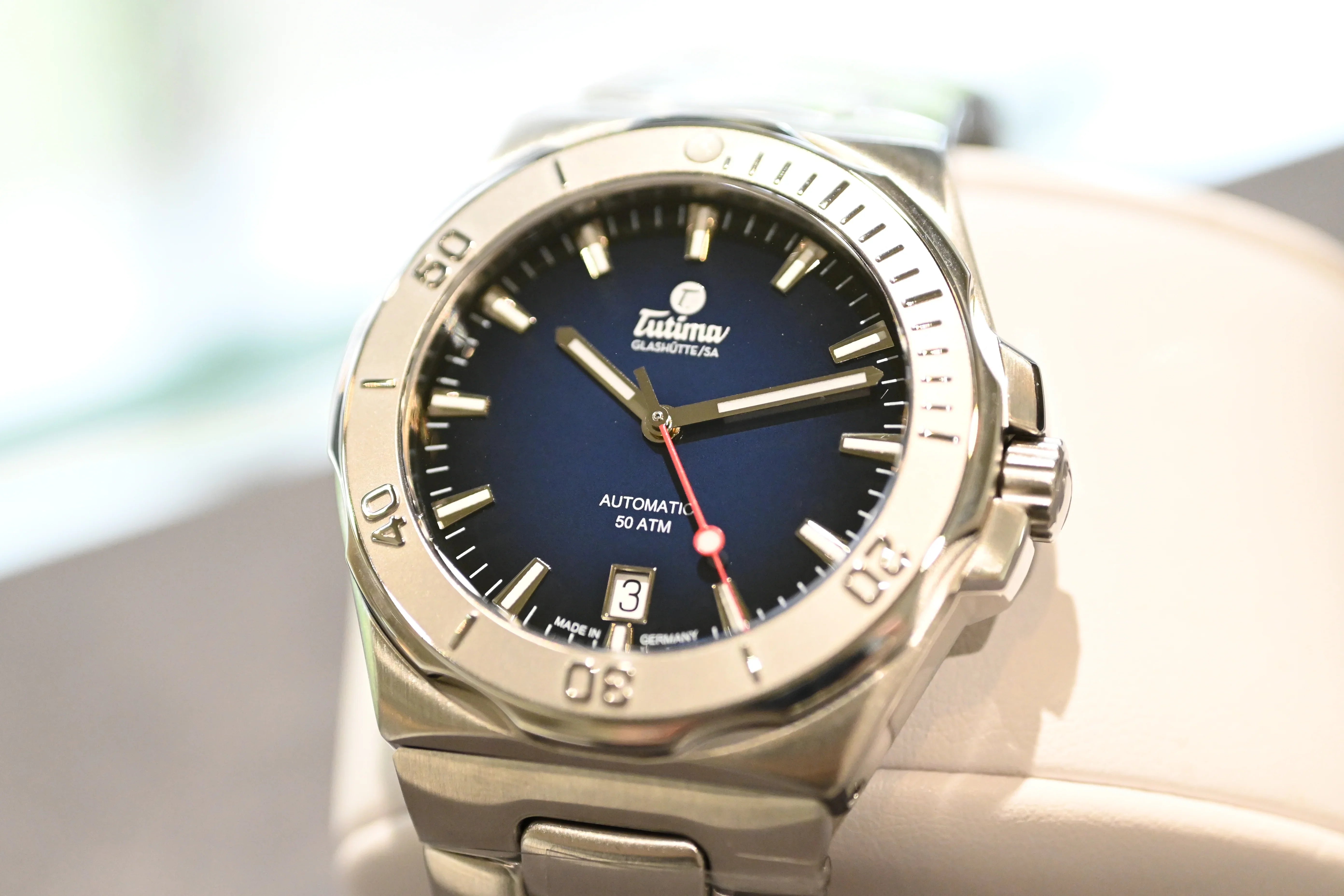 Tutima - M2 SEVEN SEAS S 6156-02 - 正規代理店コントワーヌ – 時計