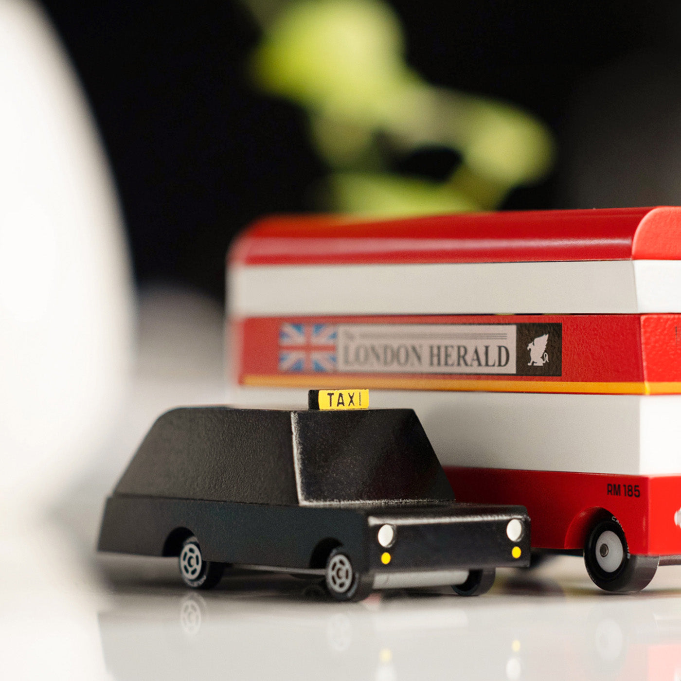 London Bus – Candylab