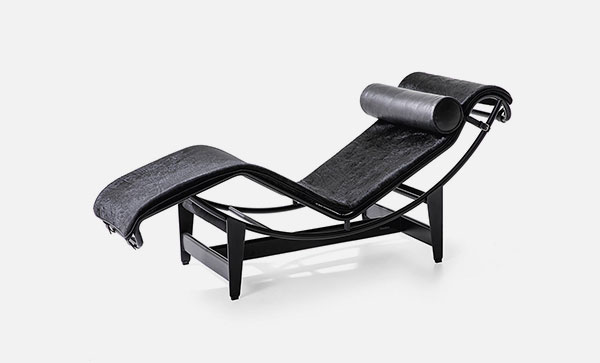 AR | カッシーナ・イクスシー