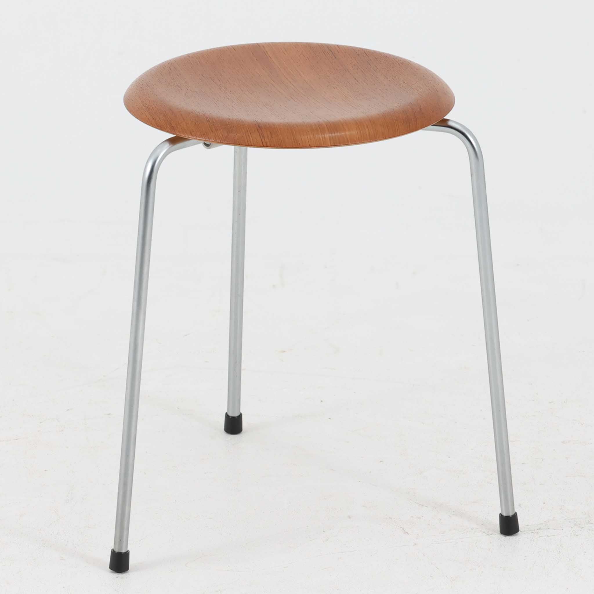 Arne Jacobsen ドットスツール 3本脚 チーク×スチール Fritz Hansen