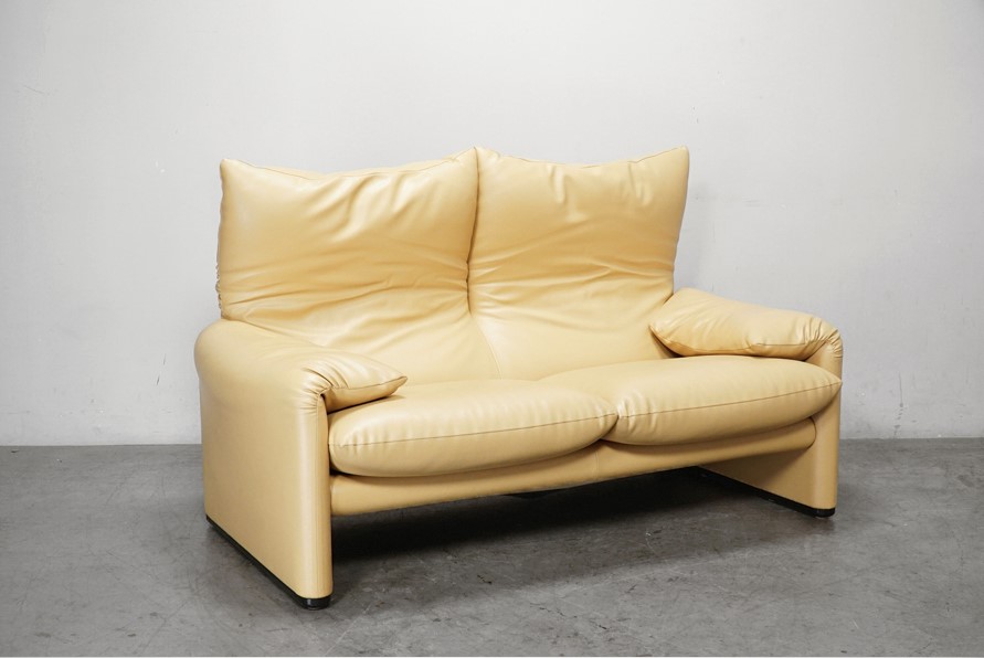 Cassina(カッシーナ) 675 MARALUNGAマラルンガ2人掛ソファ