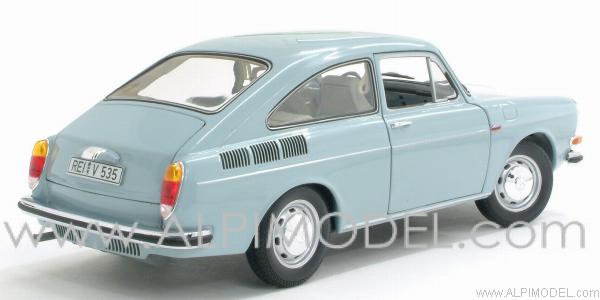minichamps Volkswagen 1600 TL 1969 (Light Blue) (1/18 scale model)