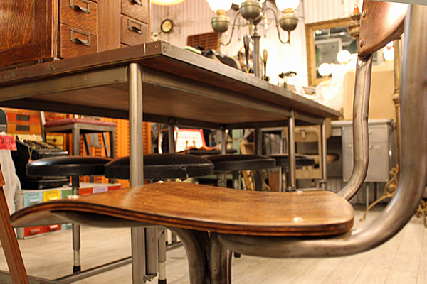 antique & Vintage furniture at's(アッツ)□ / インダストリアル
