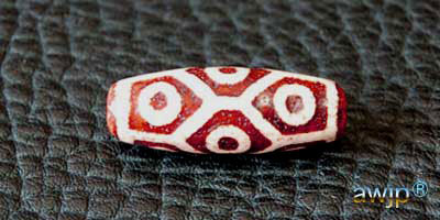 小さい九眼天珠 大きい九眼天珠 | チベット天珠専門店 awjp