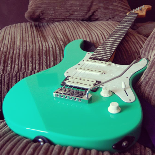 Yamaha Pacifica 604 | Specifications