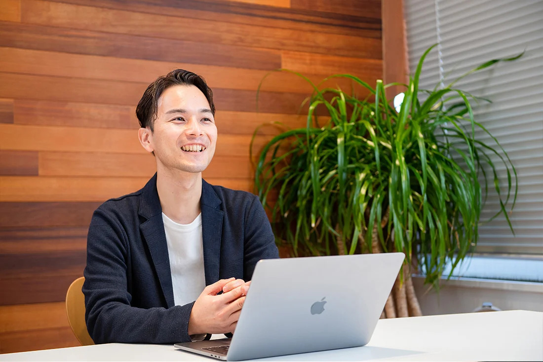 青木 伸悟 – 採用インタビュー – 採用情報 – 株式会社アクシス