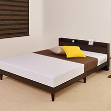 高品質で凛とした佇まい 棚付すのこベッド ダークブラウン (セミダブル