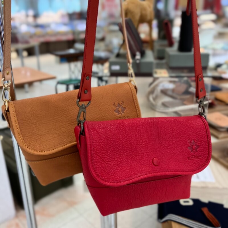 BELL'S SQUARE（ベルズスクエア） …【広島ジビエレザー鹿革】軽くて