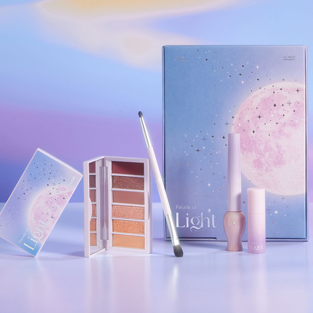 エチュード×クリスマスコフレ2022】煌めきたっぷりの限定アイシャドウ