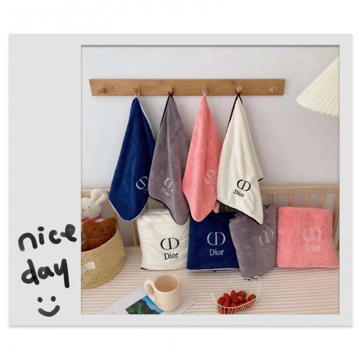 ハイブランドディオールファッションタオル高級感コットン 肌に優しい