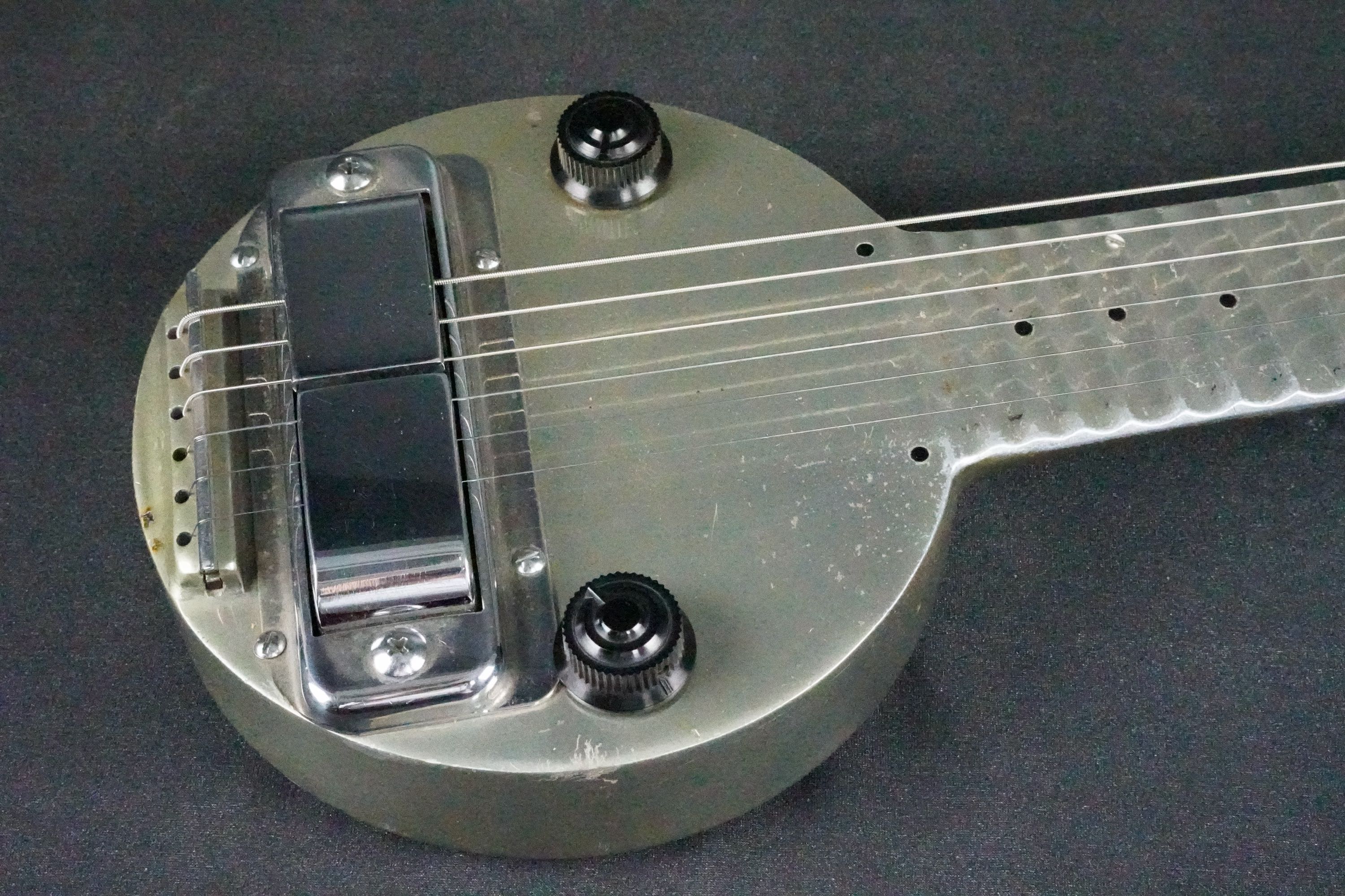 Rickenbacker Electro A-22 | 楽器詳細ページ [Blue-G]