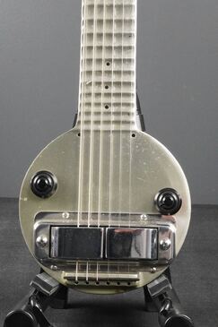 Rickenbacker Electro A-22 | 楽器詳細ページ [Blue-G]