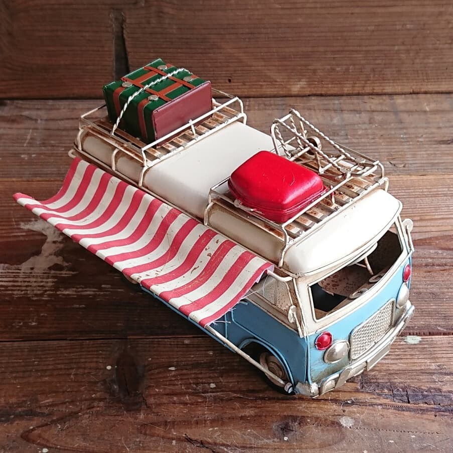 ブリキの車 カーサイドタープ付フォルクスワーゲン(Volkswagen)タイプ