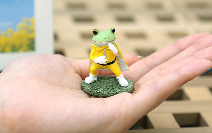 ブルーミングスケープ】「コポレンジャー イエロー」カエル・かえるの