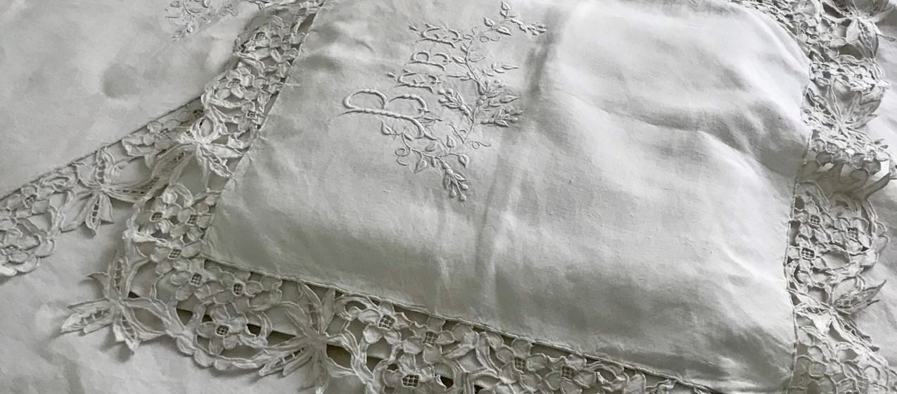 日本発送】L2818 フランスアンティークレーストリム/テープレース/幅広