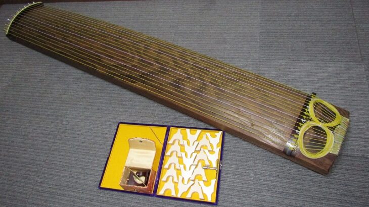 演奏会用の17弦琴、13弦琴、三味線、琵琶などの和楽器 【東京都国分寺