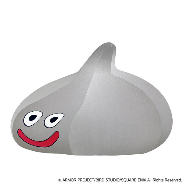 ビッグサイズの「スライム」に包まれる！『ドラクエ』から存在感抜群な