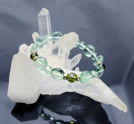 水晶クラスターの浄化効果