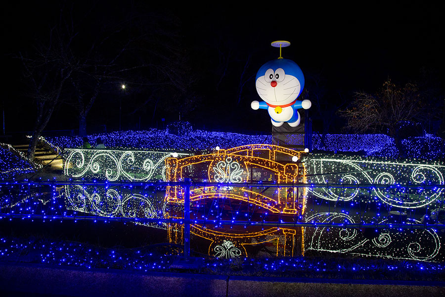 ドウシシャ製 ドラえもんサンタクロースイルミネーションライト