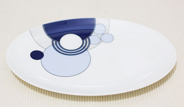 フランク・ロイド・ライトの食器「インペリアル ブルー オーバル