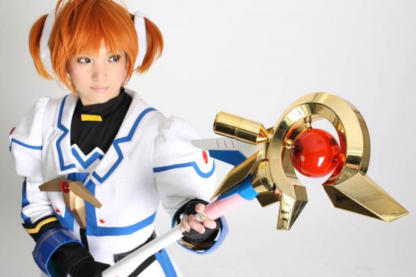 魔法少女リリカルなのは The MOVIE 1st』レイジングハートが1/1サイズ