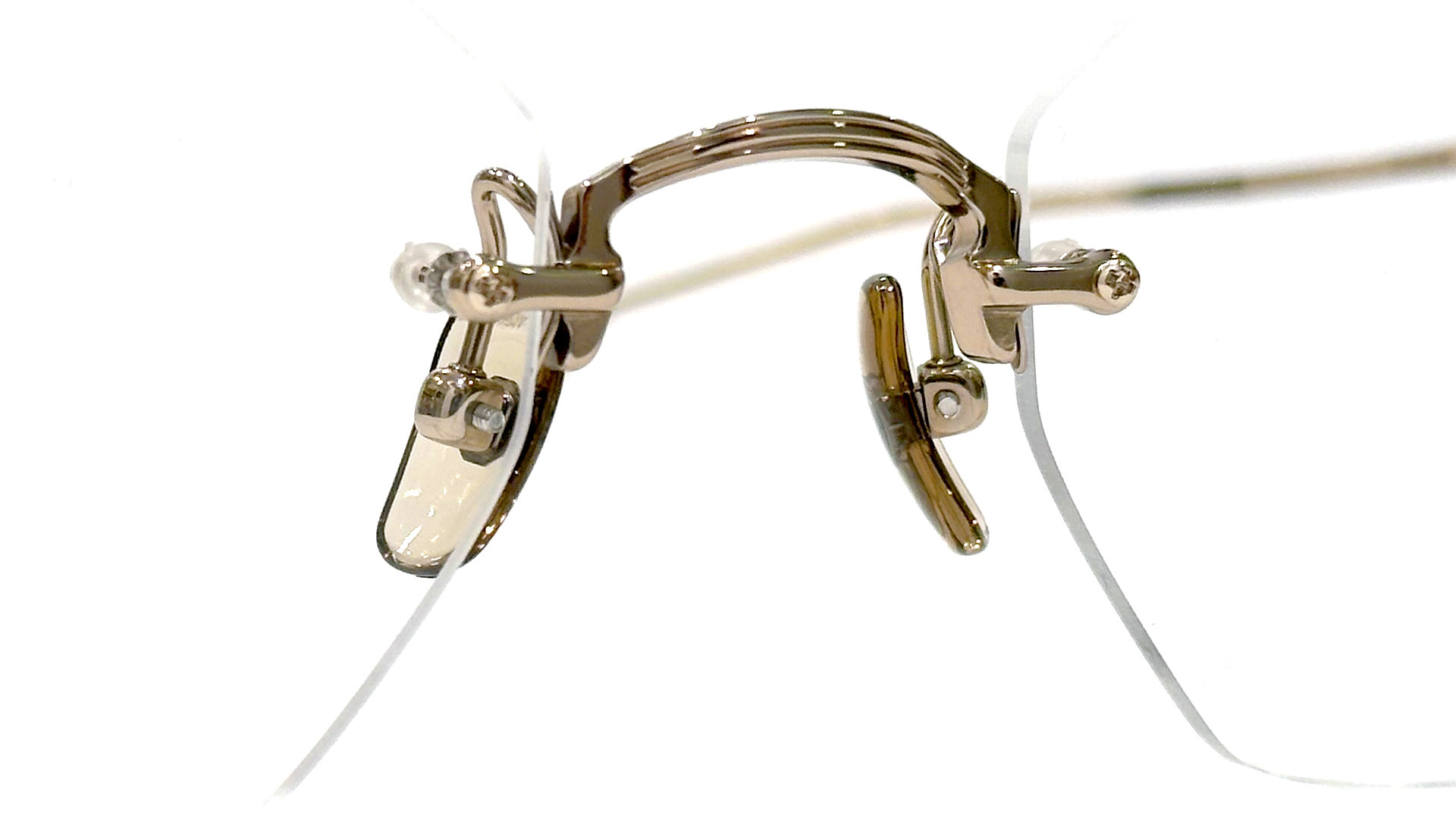 8年ぶりの完全リムレス新作眼鏡フレーム！フォーナインズ「TW-20T