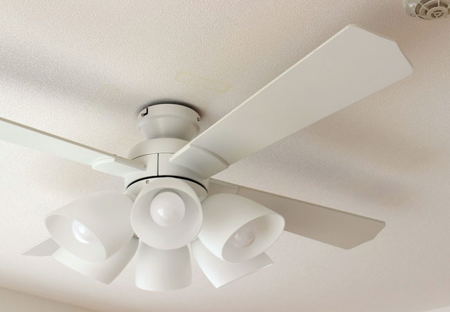 LED 電球色 6灯 東京メタル工業製シーリングファンライト【MFE010