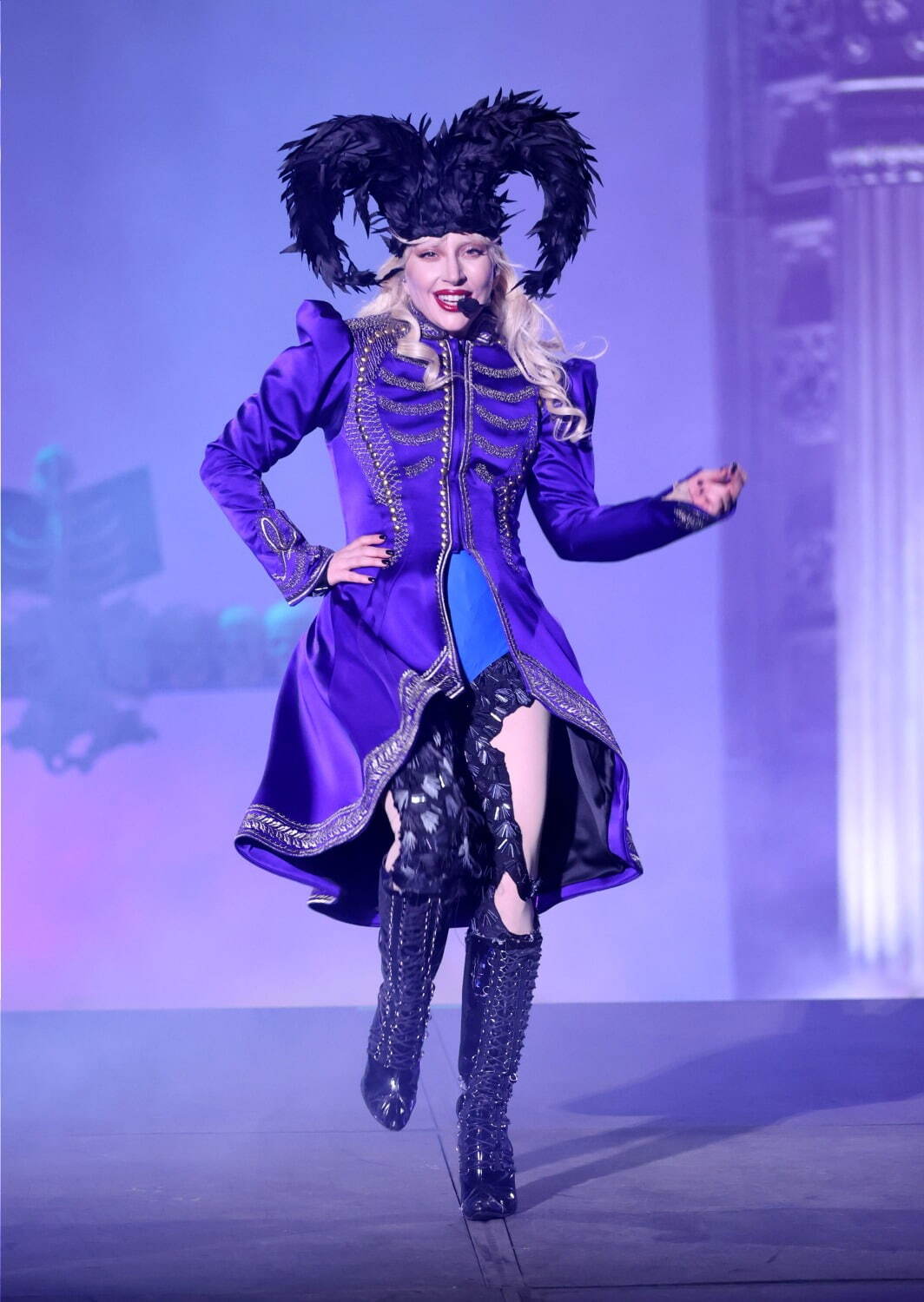 レディー・ガガ4年ぶり来日公演「ザ・メイヘム・ボール・ツアー」東京