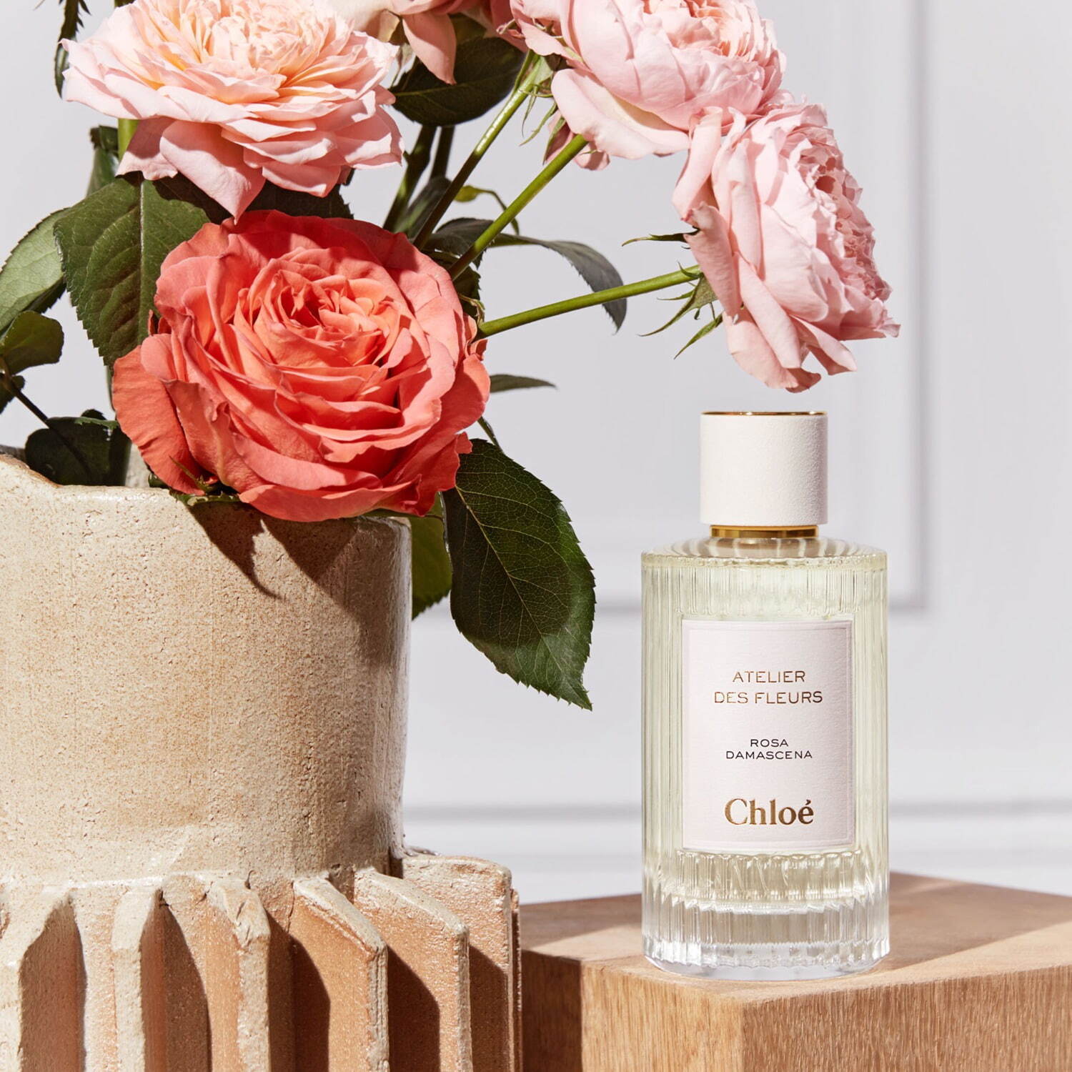 クロエ新作フレグランス「アトリエ デ フルール」ローズなど12種の花々