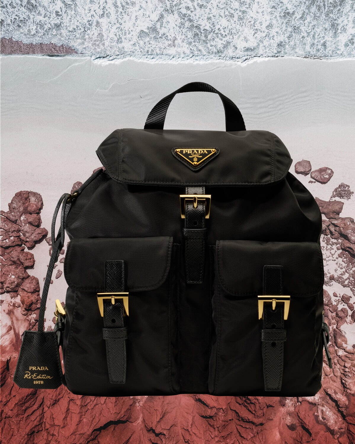 プラダ リナイロン」24年春夏メンズ・ウィメンズバッグ、“ミニポーチ