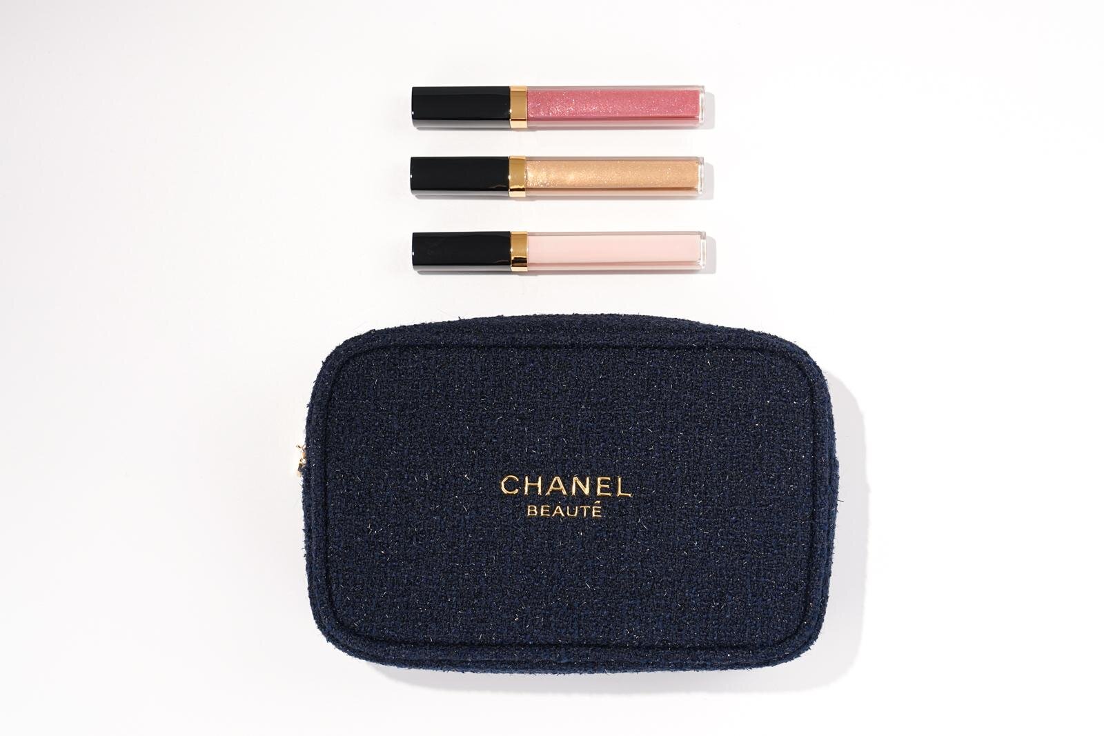 シャネル2025年クリスマスコフレ「カメリアチャーム」ポーチ付きメイク