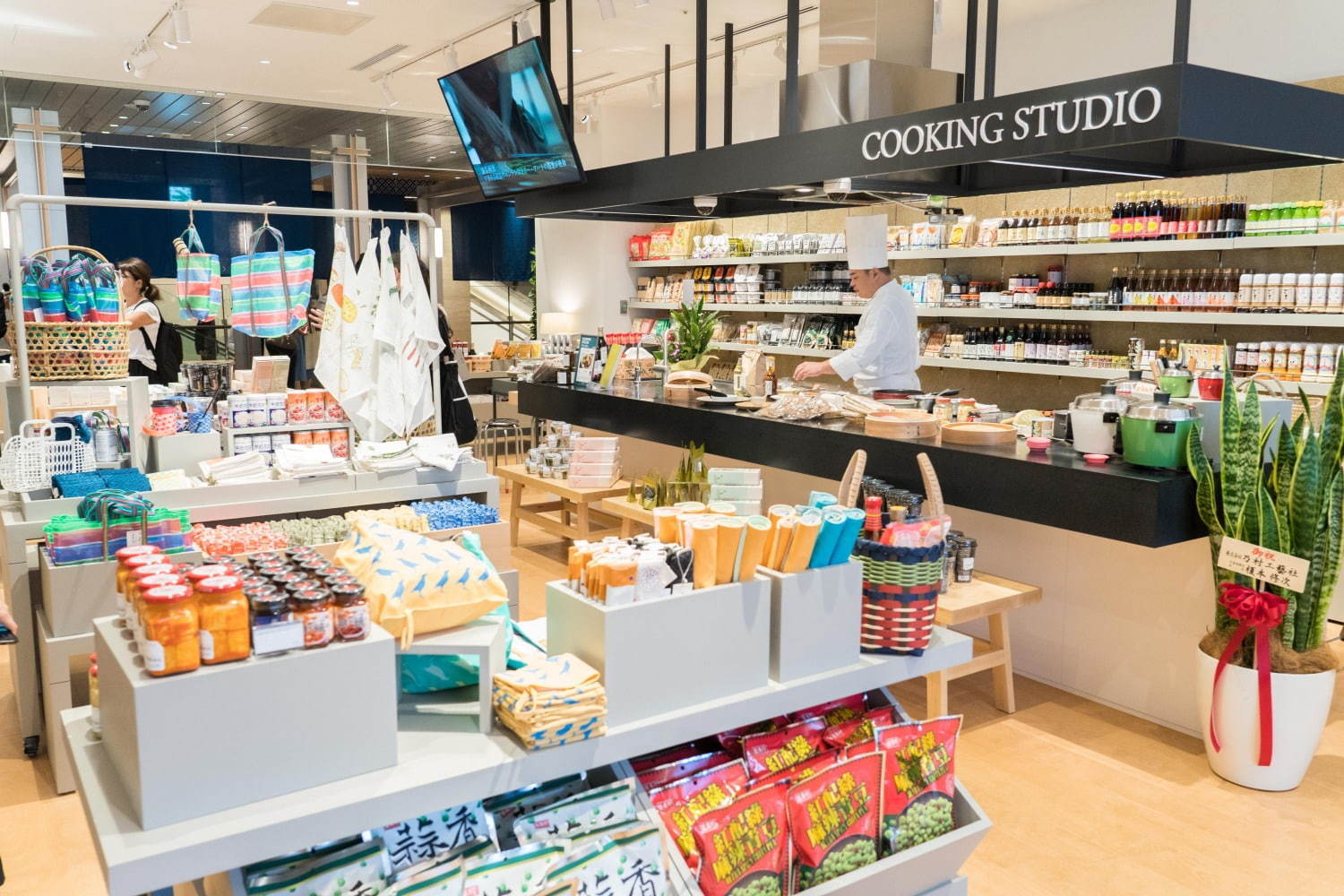 誠品生活日本橋」台湾発セレクトショップ日本上陸 - 大型書店、台湾